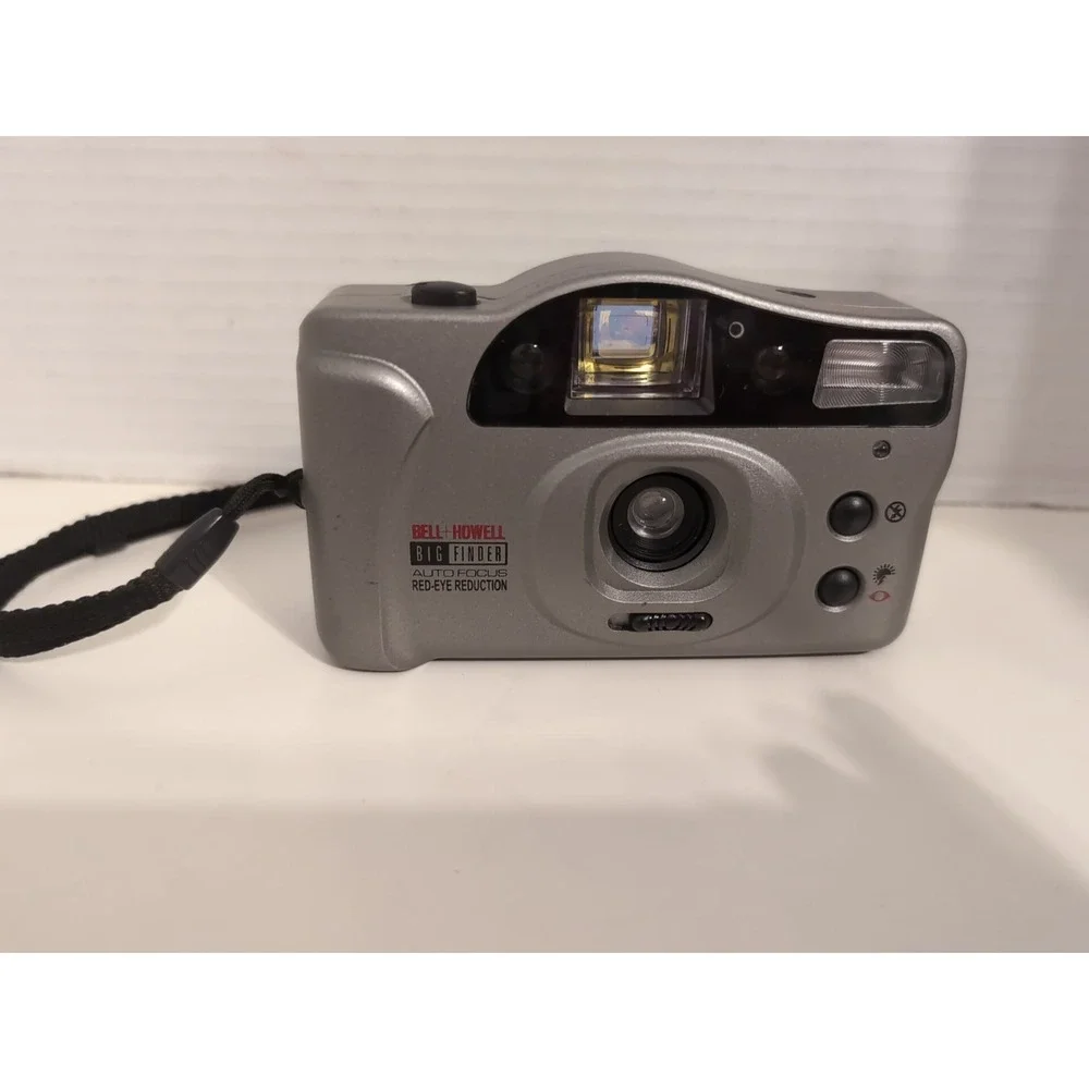 Bell & Howard 35mm Film Camera BF 905 Camera Big Finder Auto Focus RedEye Reduce